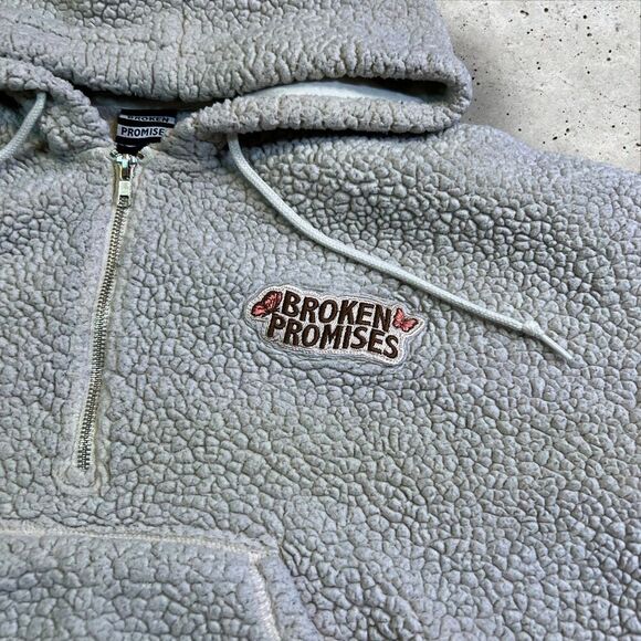 Broken Promises "Love Now Cry Later" Fleece Sherpa Crop Hoodie Size Large - Picture 4 of 11